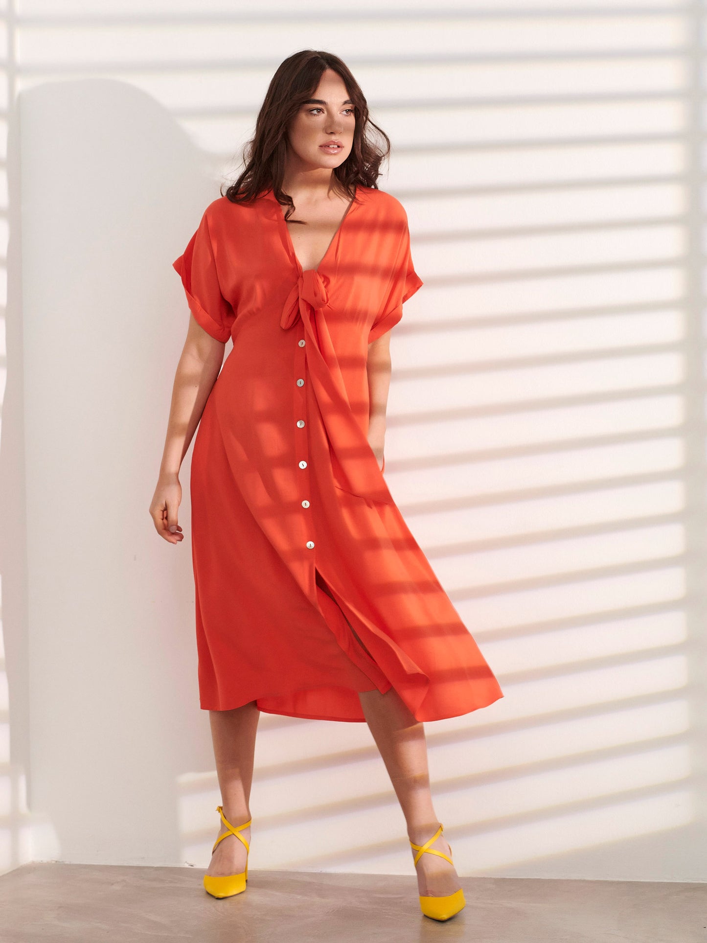 Μίντι φόρεμα