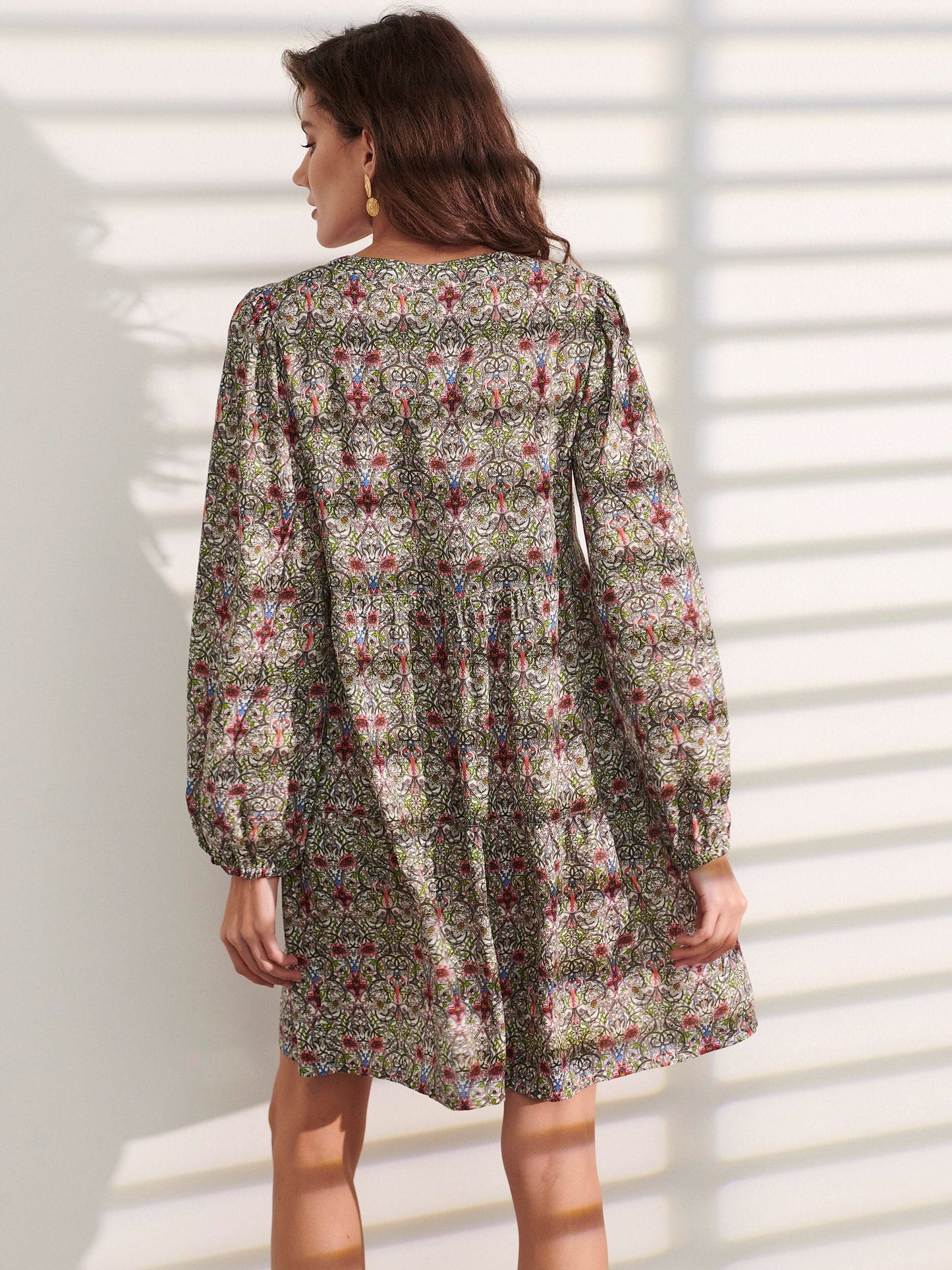 Μίνι φλοράλ φόρεμα