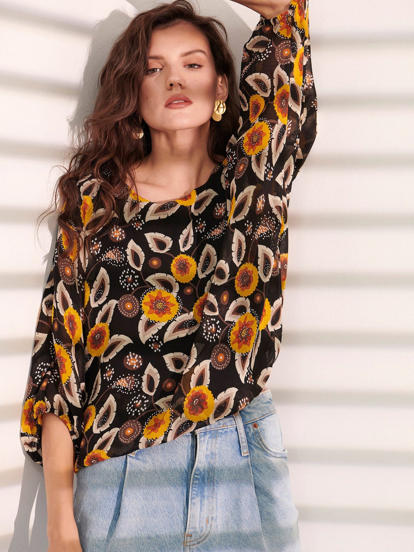 Μπλούζα φλοράλ με μανίκι νυχτερίδα